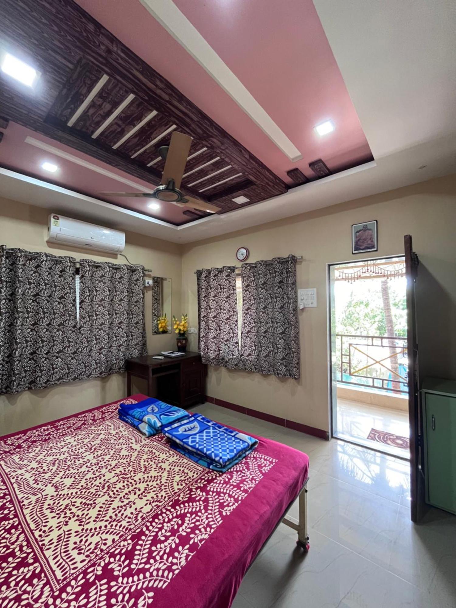 Patil Homestay Alibag Bagian luar foto